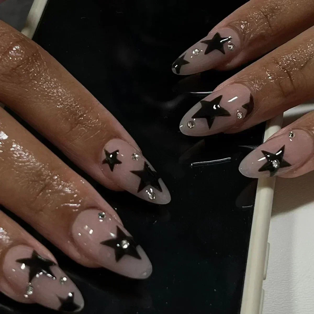 24Pcs Press on Nails, Silver Bow with Diamond with Glue Almond Nail Set
