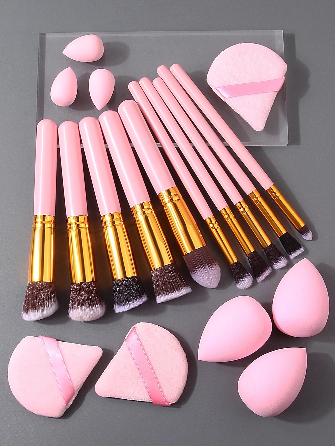 19 sets of pink makeup tools with high appearance standards