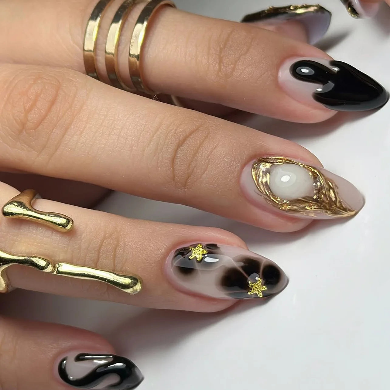 24pcs White Flower Press on Nail Tips