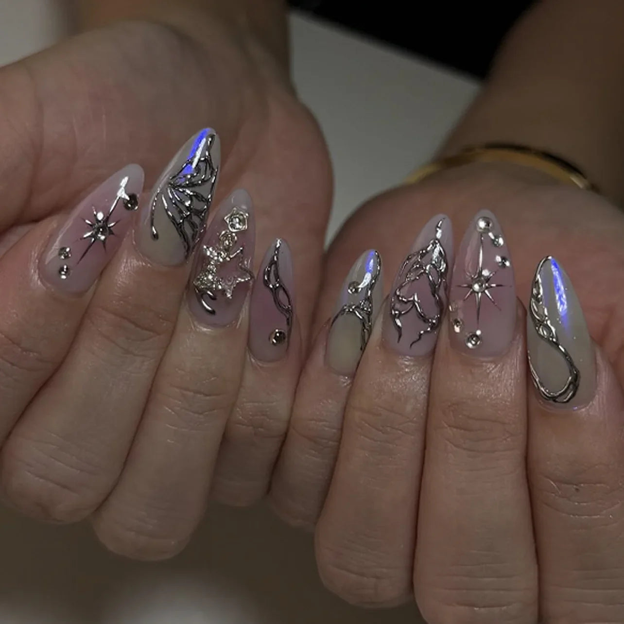 24Pcs Press on Nails, Silver Bow with Diamond with Glue Almond Nail Set