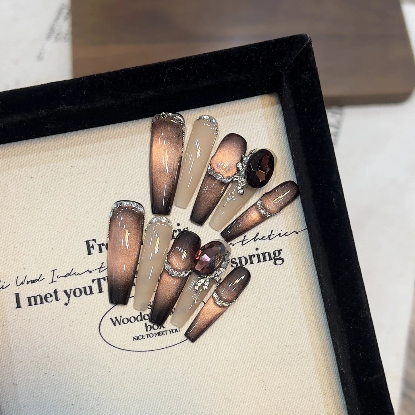 Brown Phototherapy Cat's Eye False Nails