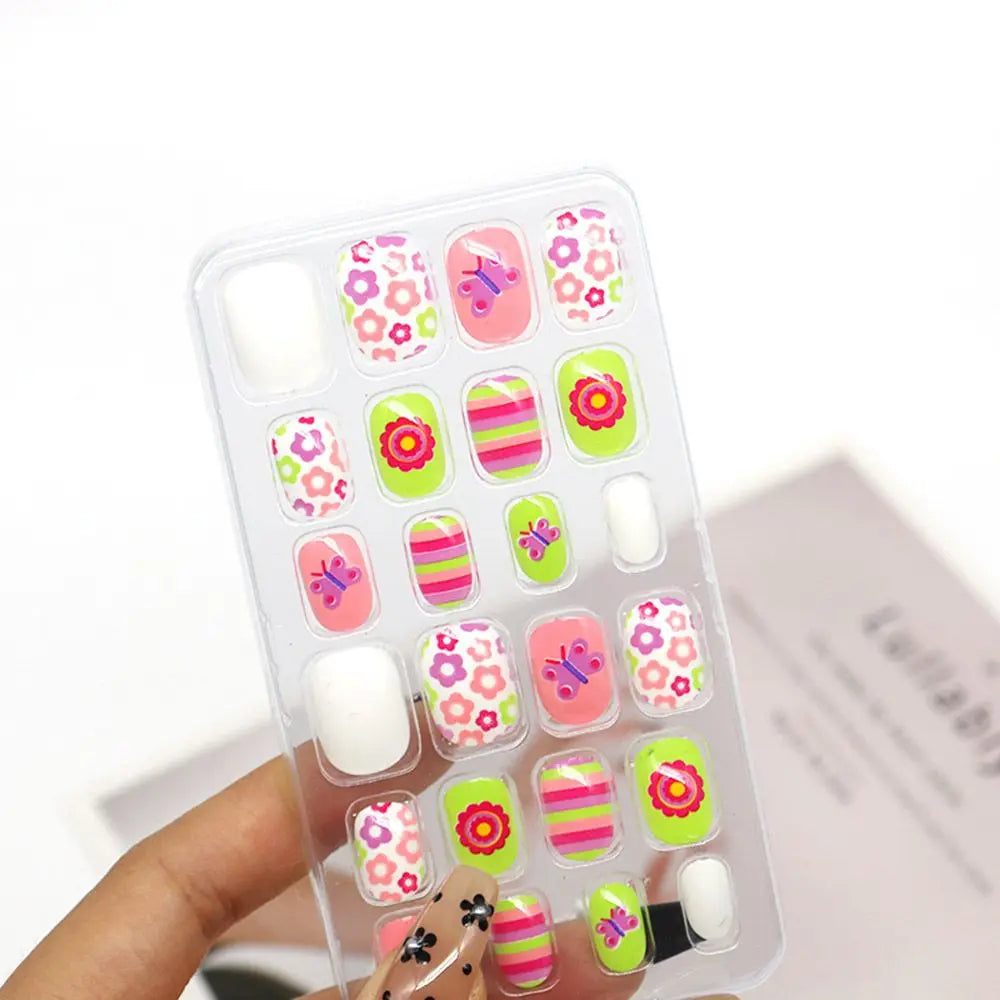 24Pcs/Set Fashion Girls Gifts Finger Nails
