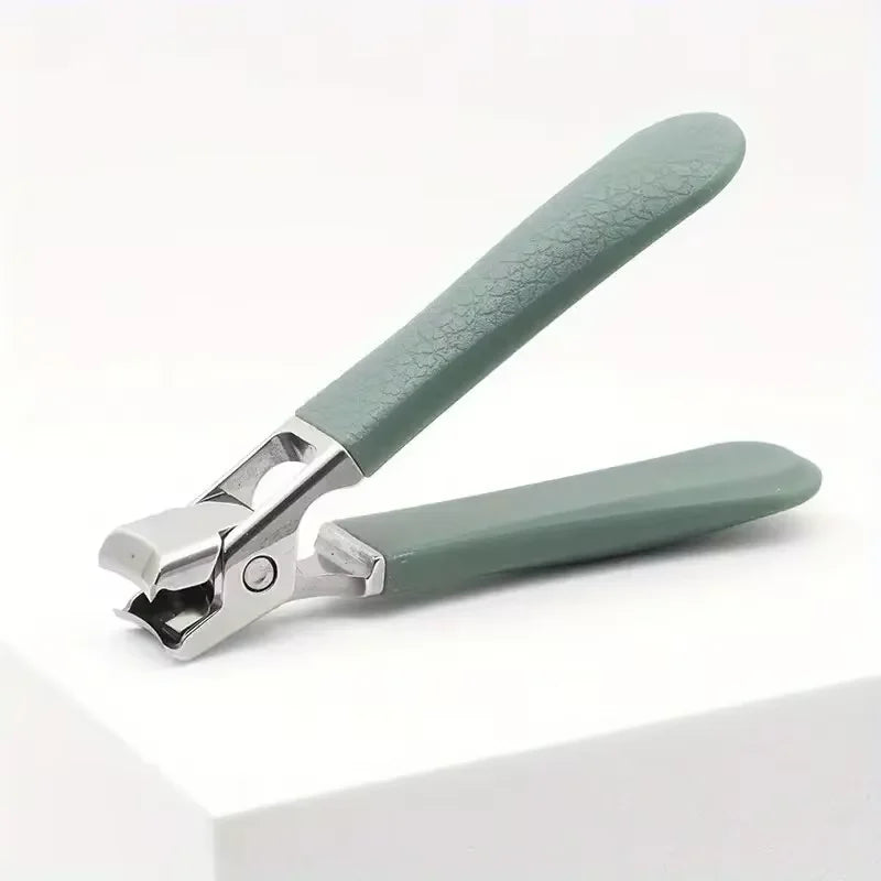Anti-Splash Nail Clippers