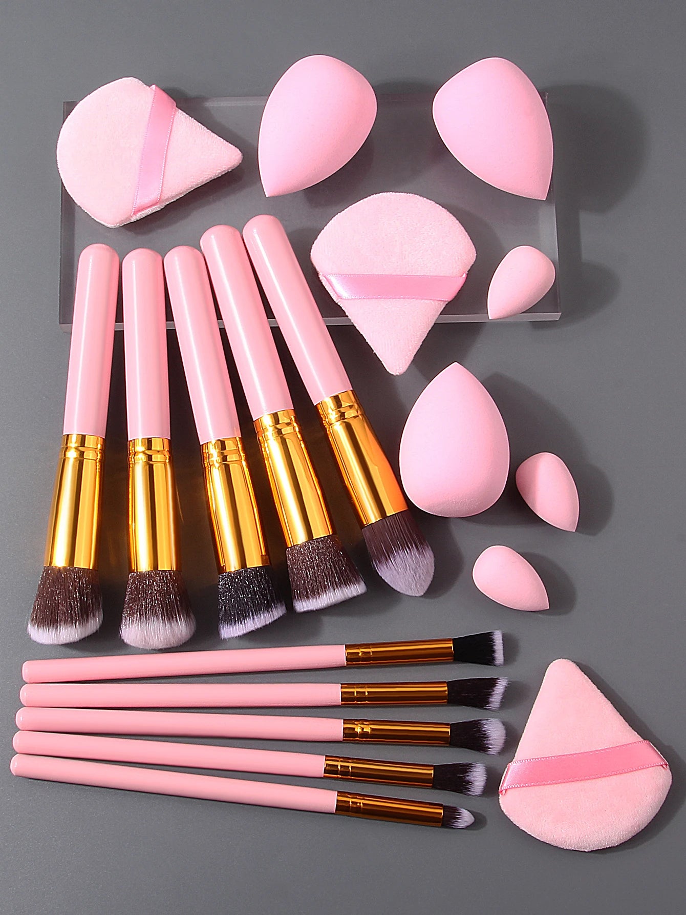 19 sets of pink makeup tools with high appearance standards