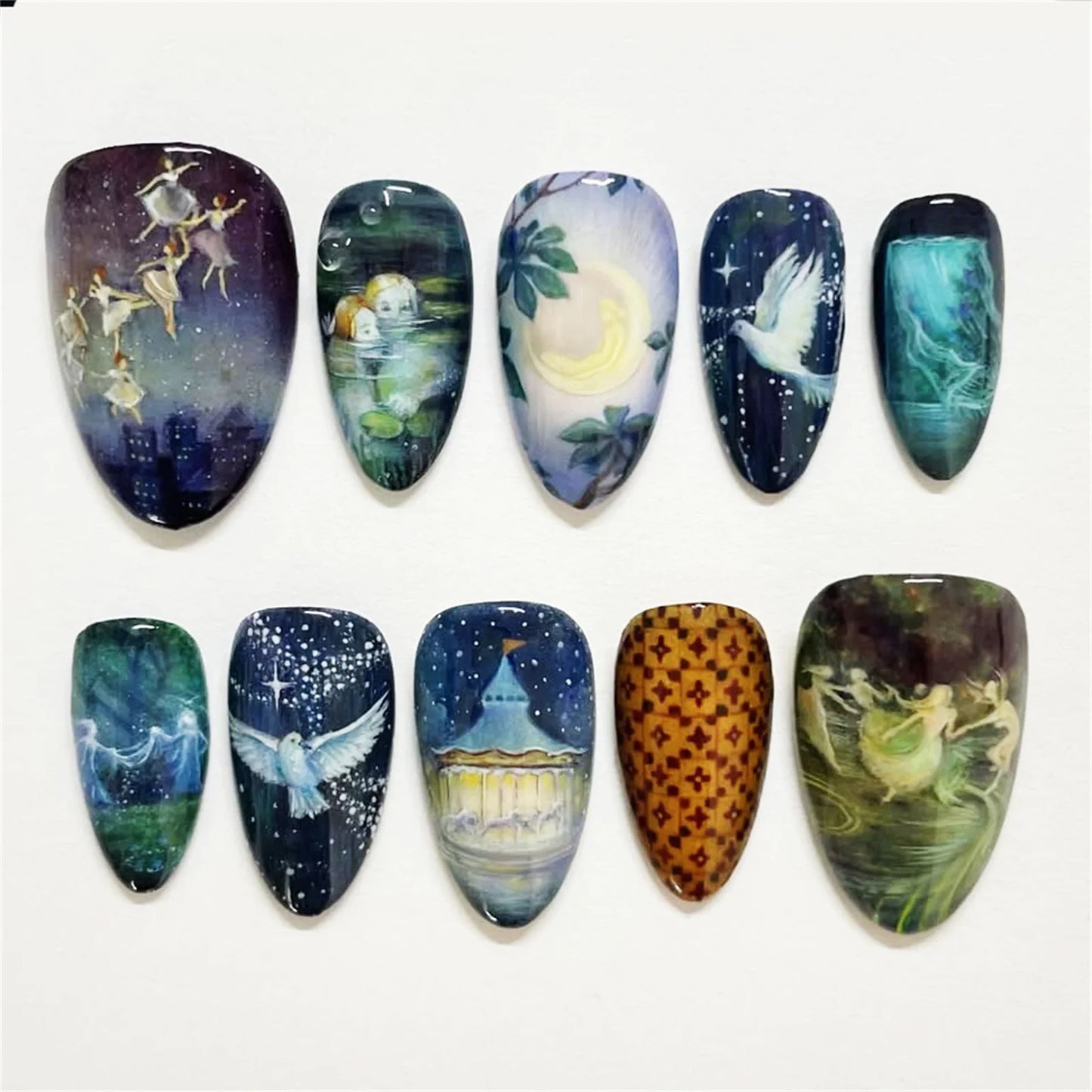 24pcs White Flower Press on Nail Tips
