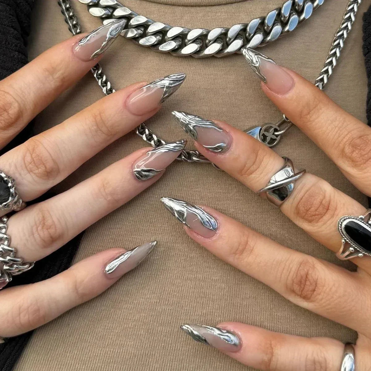 24Pcs Press on Nails, Silver Bow with Diamond with Glue Almond Nail Set