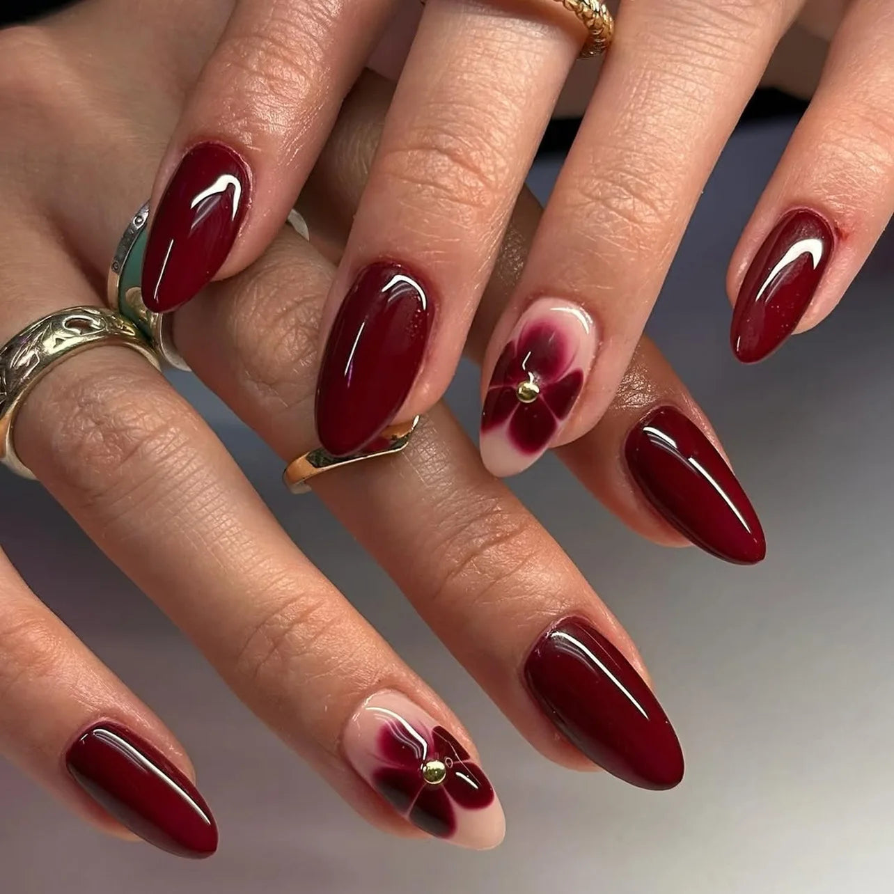 24Pcs Press on Nails, Silver Bow with Diamond with Glue Almond Nail Set