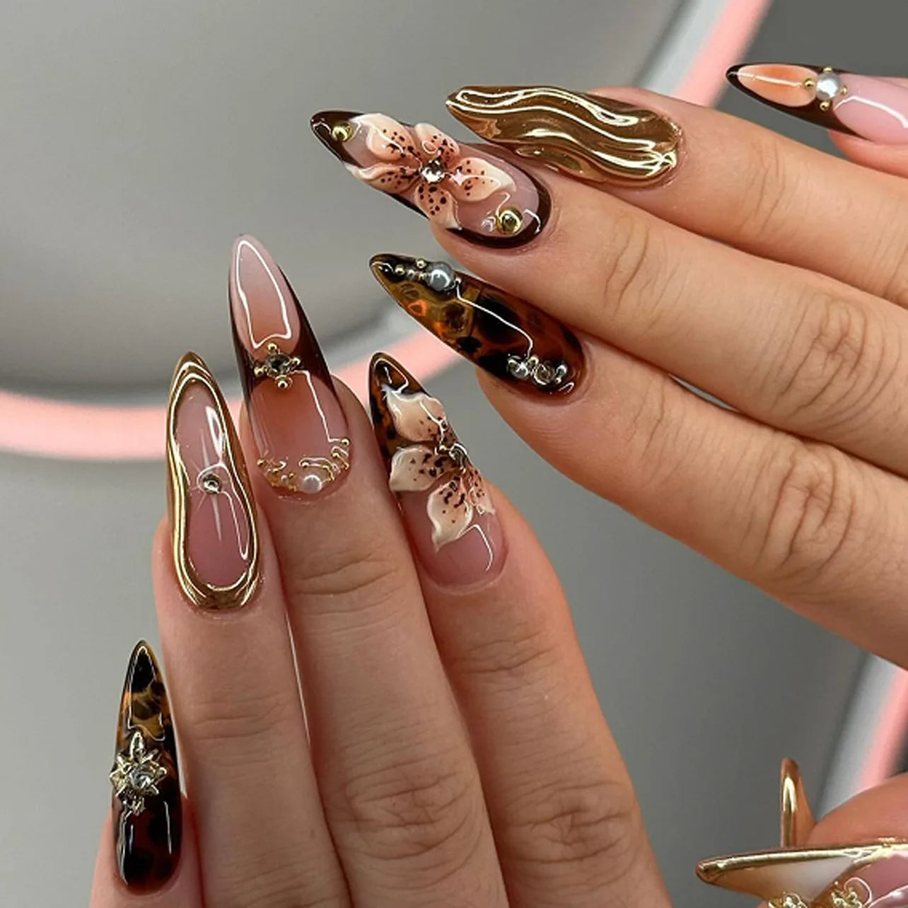 24Pcs Press on Nails, Silver Bow with Diamond with Glue Almond Nail Set